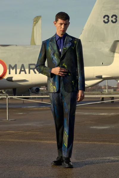 Look 21